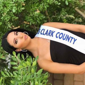 Meet your Posher, Angelique